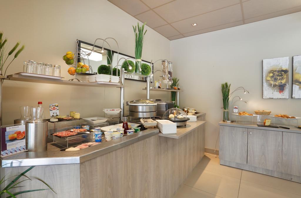 Mercure Brive Ussac Esterno foto